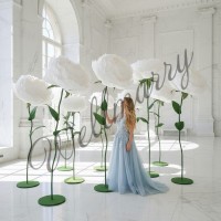 Аренда ростовых цветов из бумаги "Пионы белые White/Black"